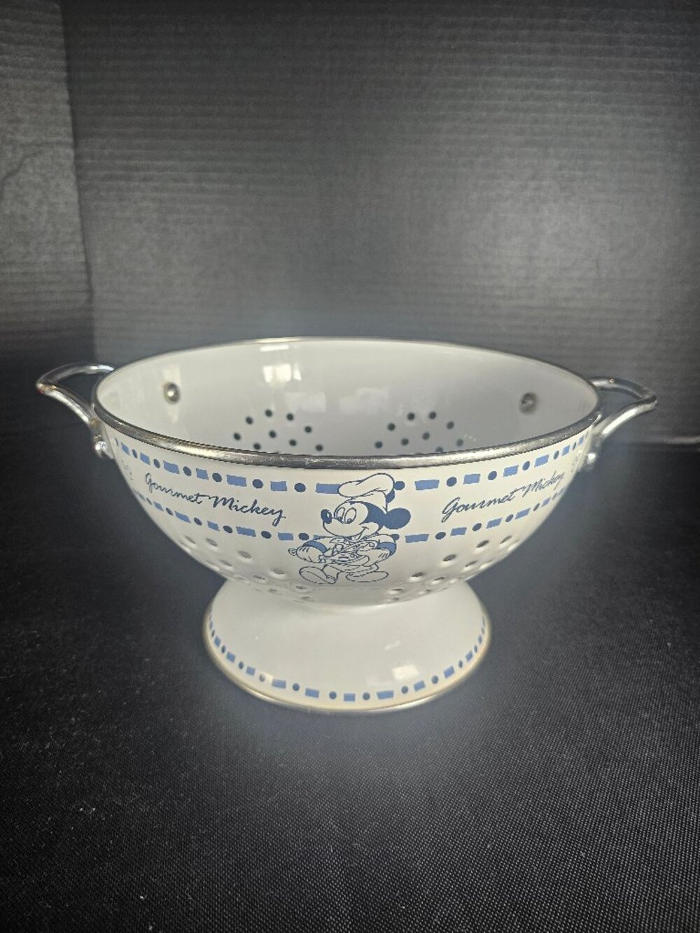 Disney Gourmet Mickey, Chef Mickey Enamel Colander Strainer Retired Rare